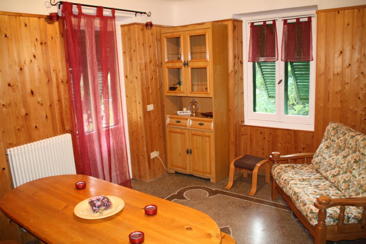 Fontana'S House Relax Guest House Valbravenna Exterior photo